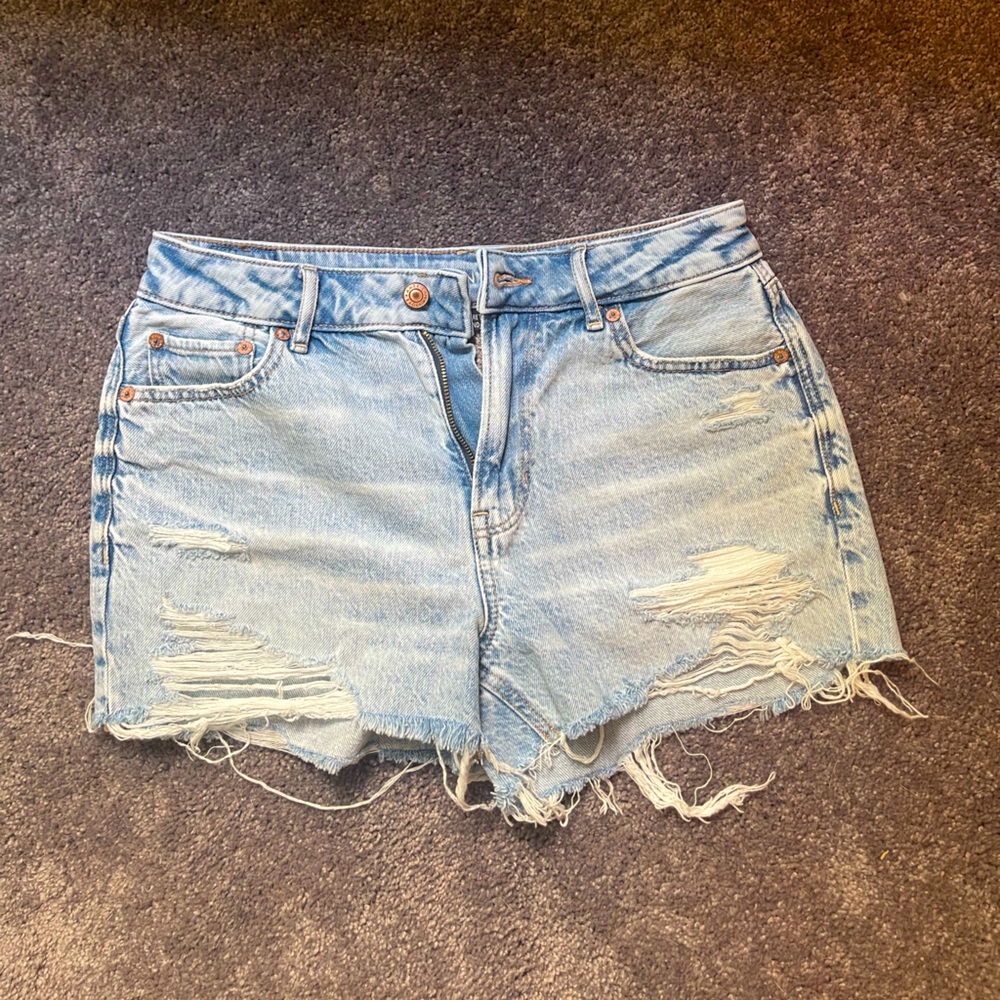 Tom girl style jean shorts